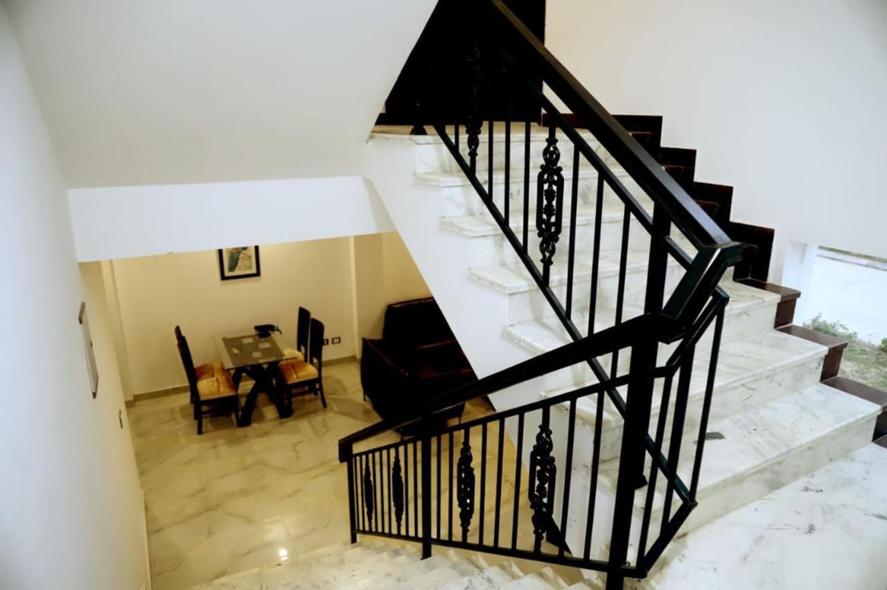 Country Inn Hotels & Resorts Vrindāvan المظهر الخارجي الصورة