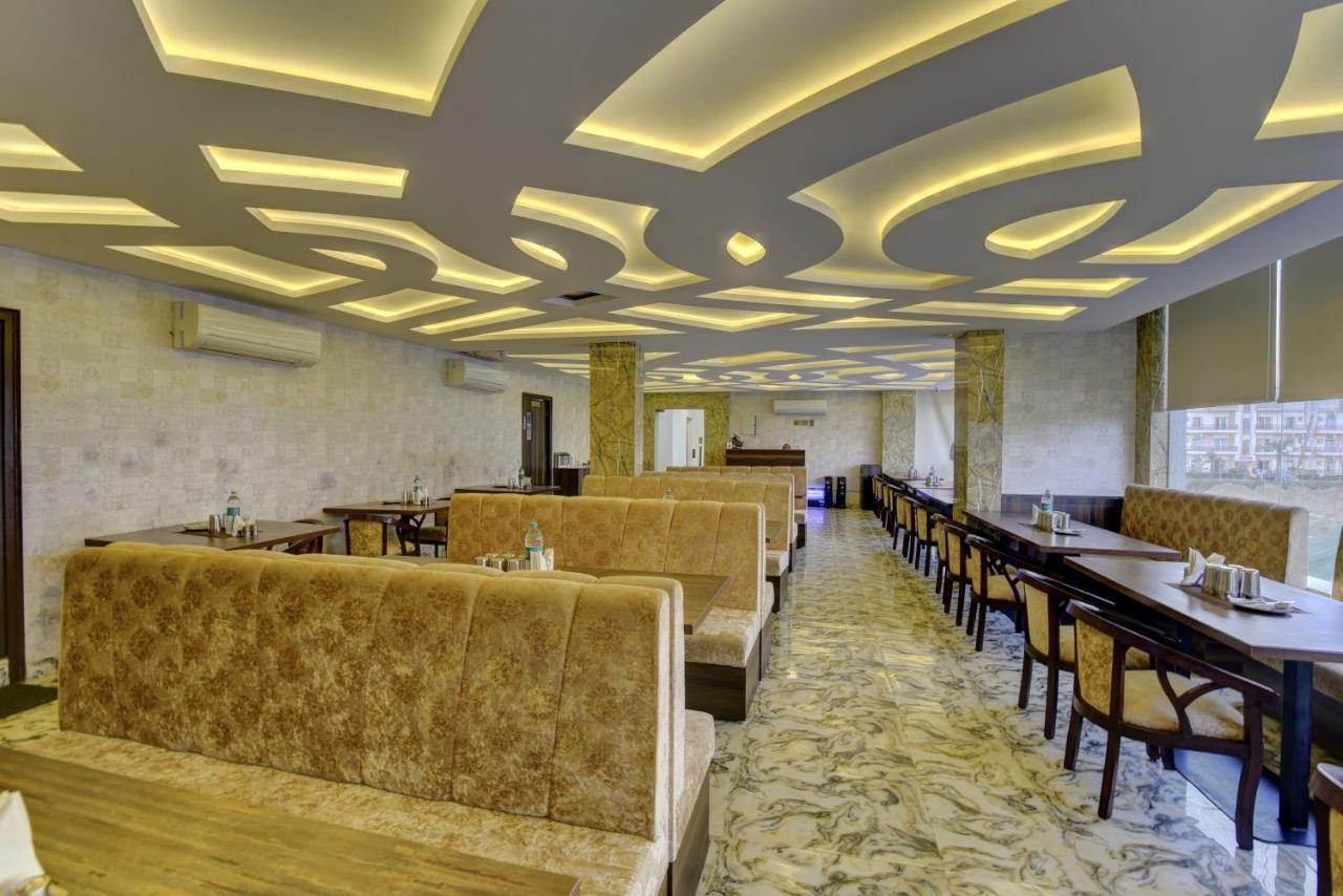 Country Inn Hotels & Resorts Vrindāvan المظهر الخارجي الصورة